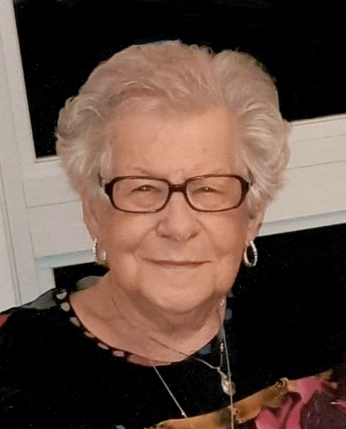 Lucie DUBÉ née MAILHOT | Résidences Funéraires Goyer